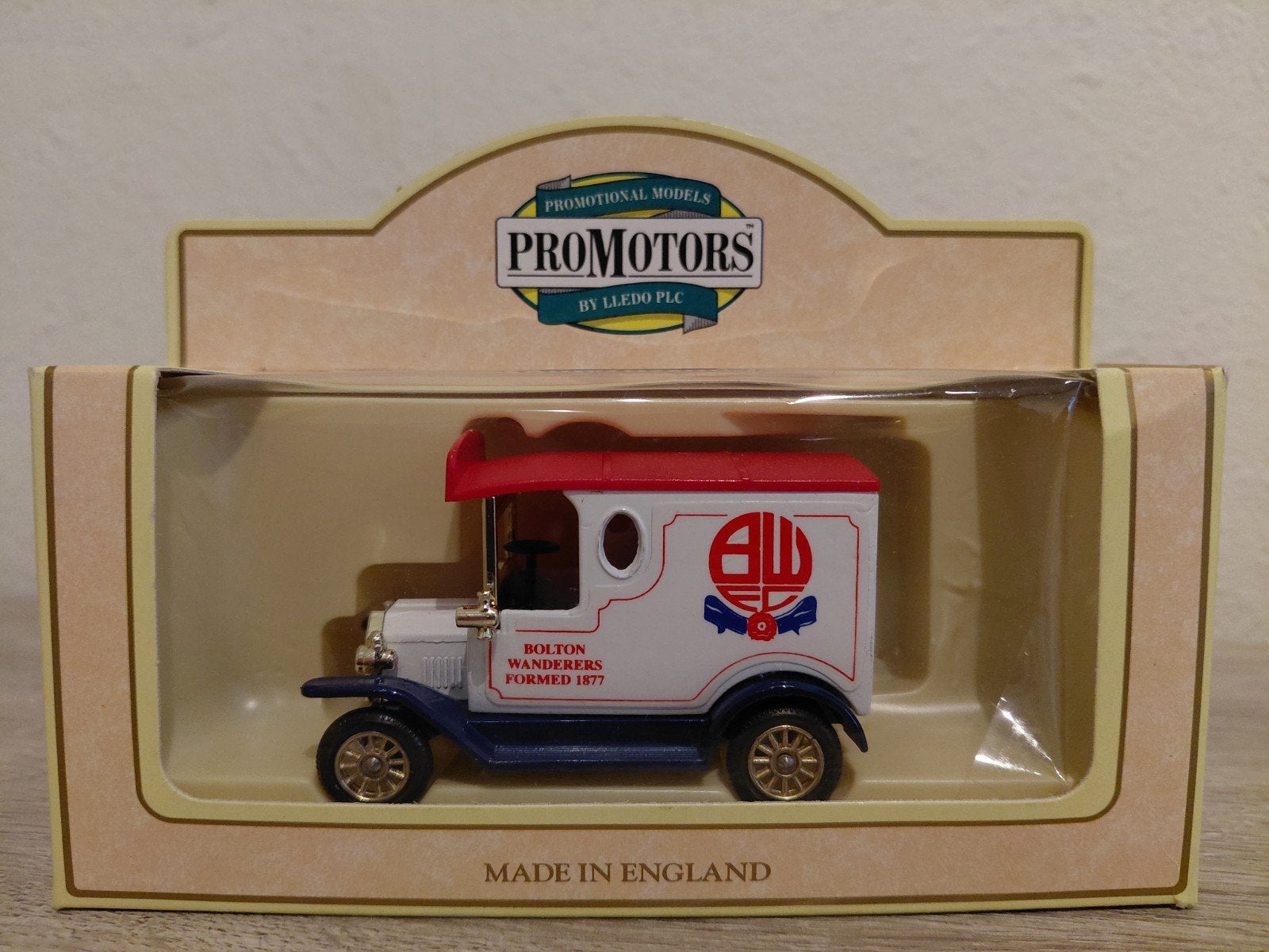 Limited Edition 'Bolton Wanderers' 1920 Model T Ford Van, Verzenden, Zo goed als nieuw, Overige typen