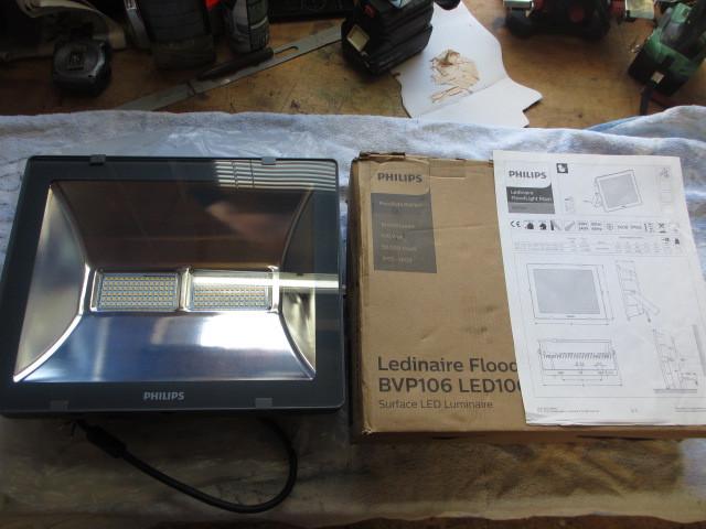 Philips BVP106 220v Led schijnwerper, Doe-het-zelf en Verbouw, Bouwverlichting, Nieuw, Lamp met armatuur, 500 watt of meer, Ophalen of Verzenden