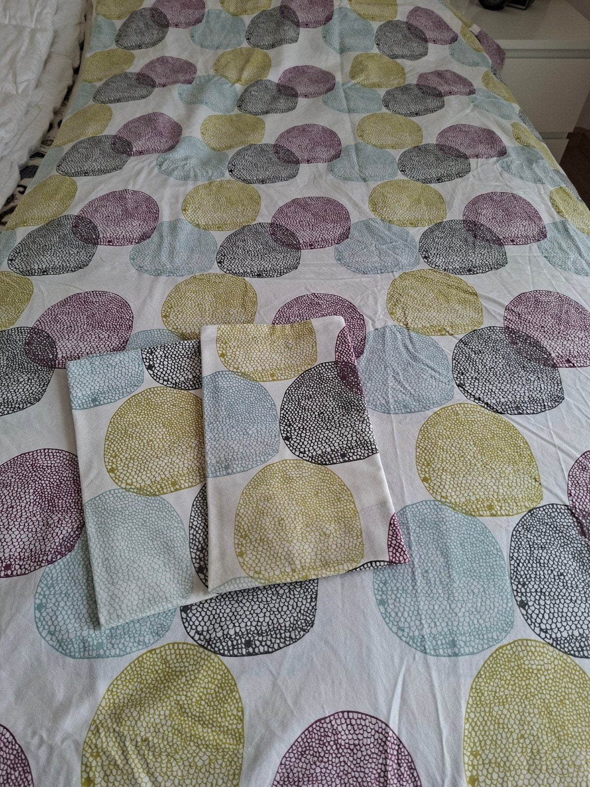ikea dekbed overtrek  240/220, Huis en Inrichting, Slaapkamer | Beddengoed, Ophalen, Wit, Dekbedovertrek, Tweepersoons