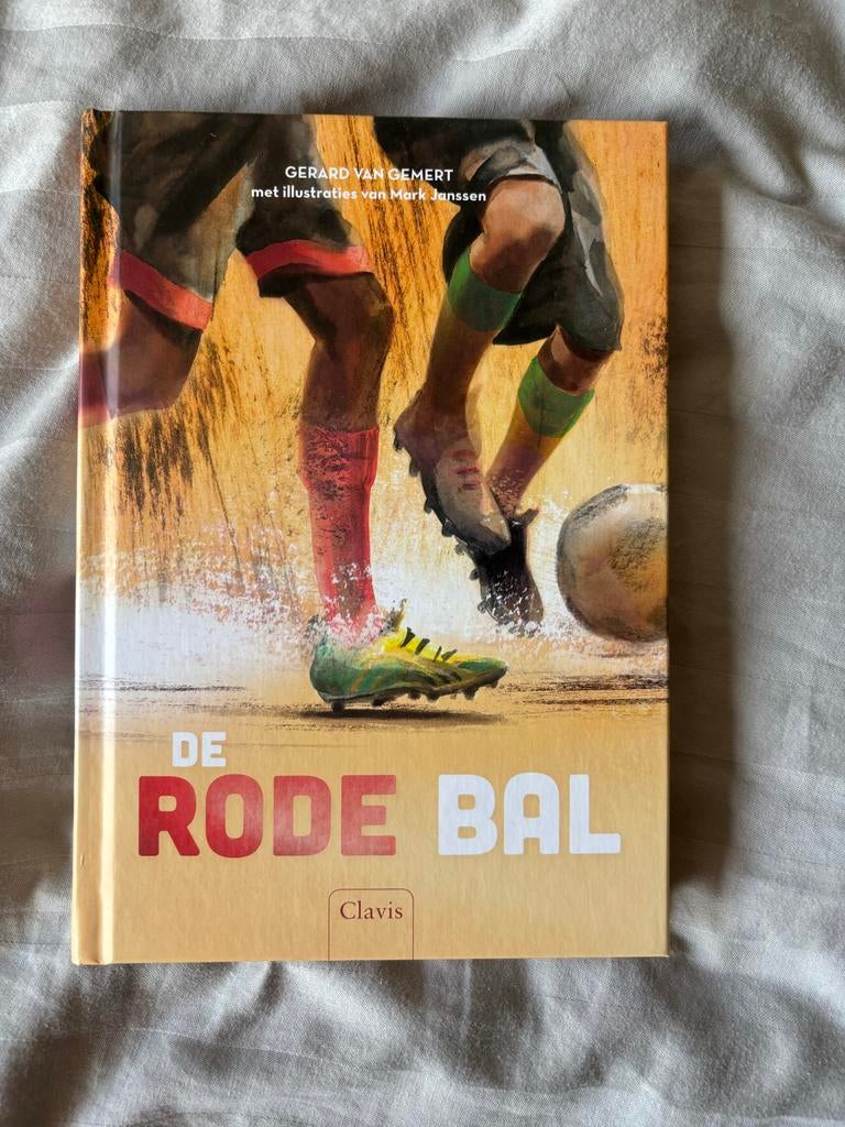 De Rode Bal - Gerard van Gemert, Ophalen of Verzenden, Zo goed als nieuw, Balsport