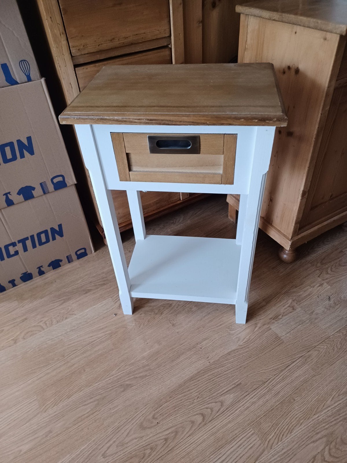 kastje, Huis en Inrichting, Slaapkamer | Nachtkastjes, Ophalen, Minder dan 45 cm