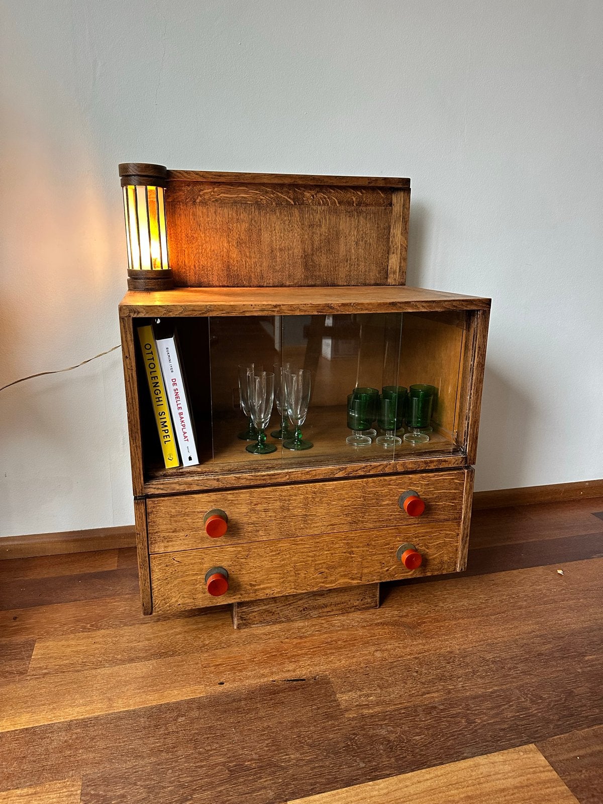 Art Deco Vintage Houten Kastje / Dressoir, Antiek en Kunst, Ophalen