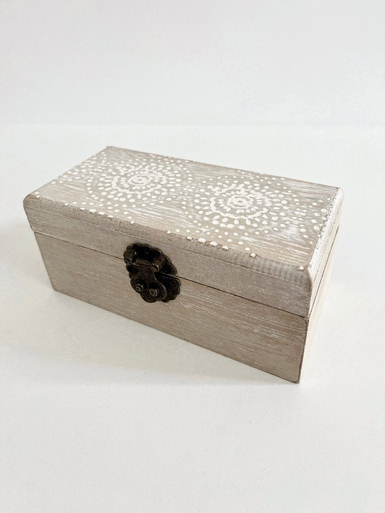 Houten opbergkistje 15x8x6cm sieraden kistje boho decoratie, Ophalen of Verzenden, Nieuw, Hout