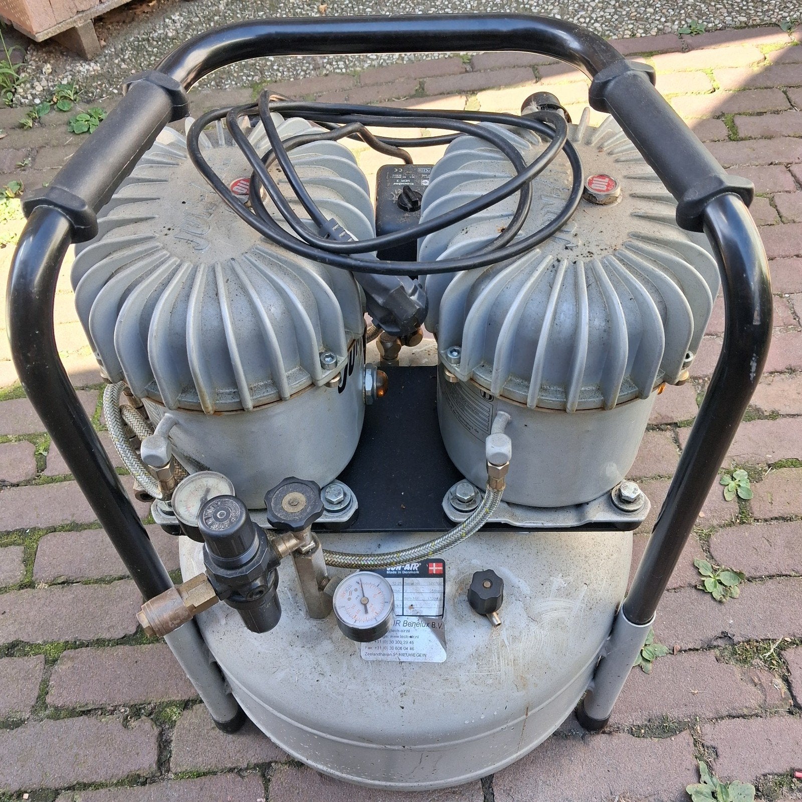 Jun-Air Compressor 12-25, Doe-het-zelf en Verbouw, Ophalen, Gebruikt, 10 bar of meer, Minder dan 200 liter/min