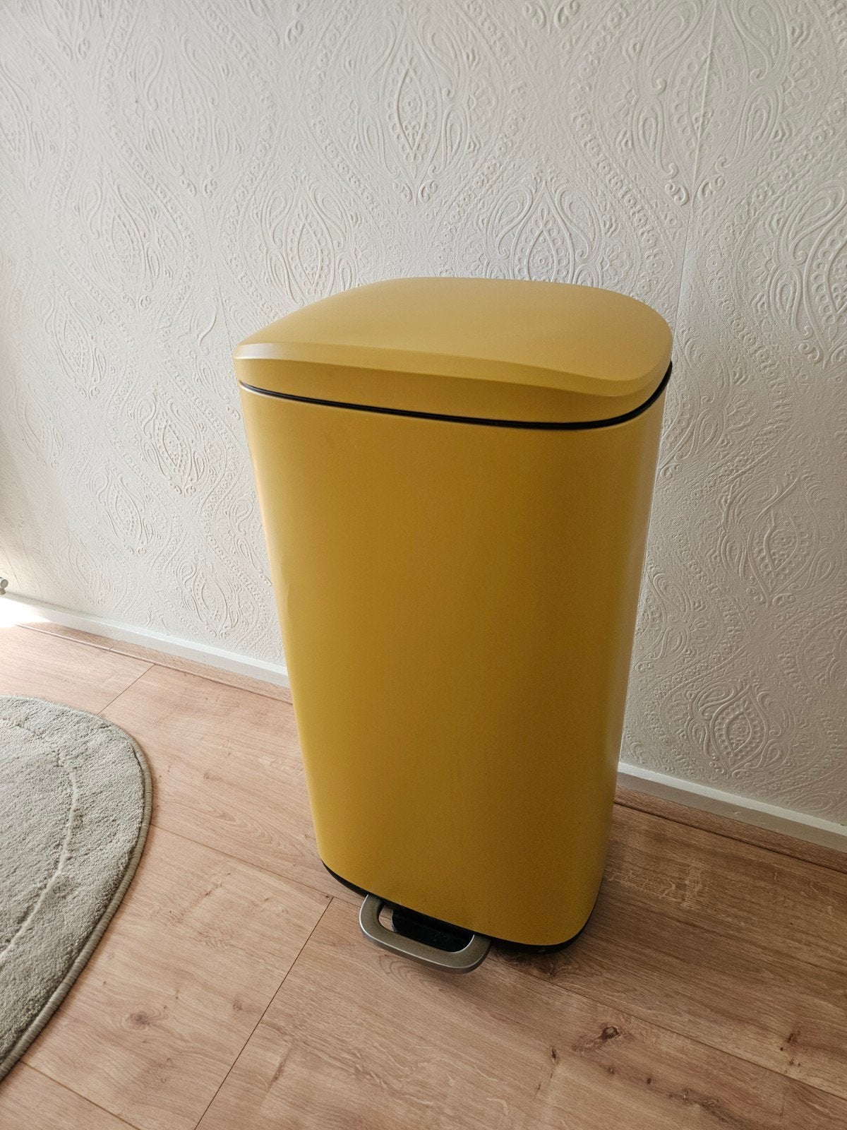 Kwantum Prullenbak/ pedaalemmer Geel 30L., Huis en Inrichting, Ophalen, 50 – 75, Met pedaal, Metaal