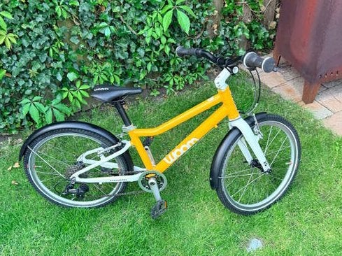 Woom 4 kinderfiets - Geel, 20 inch, Ophalen, Zo goed als nieuw, Velgrem, 16 tot 20 inch