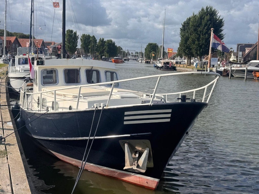 Stoere gebouwde stalen kotter, compleet uitgerust AFGEPRIJST, 10 m, Gebruikt, Binnenboordmotor, Diesel