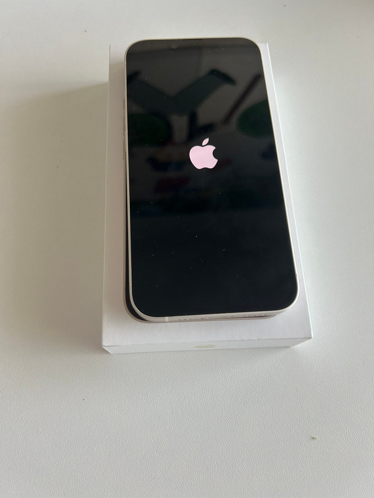 Iphone 14 128GB wit - met doos en lader, 128 GB, Wit, Ophalen of Verzenden, Zo goed als nieuw