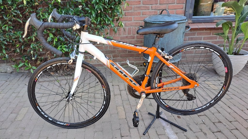 Racefiets 24 inch kind, merk Giro, Fietsen en Brommers, Fietsen | Racefietsen, Gebruikt, 10 tot 15 versnellingen, Velgrem, Aluminium
