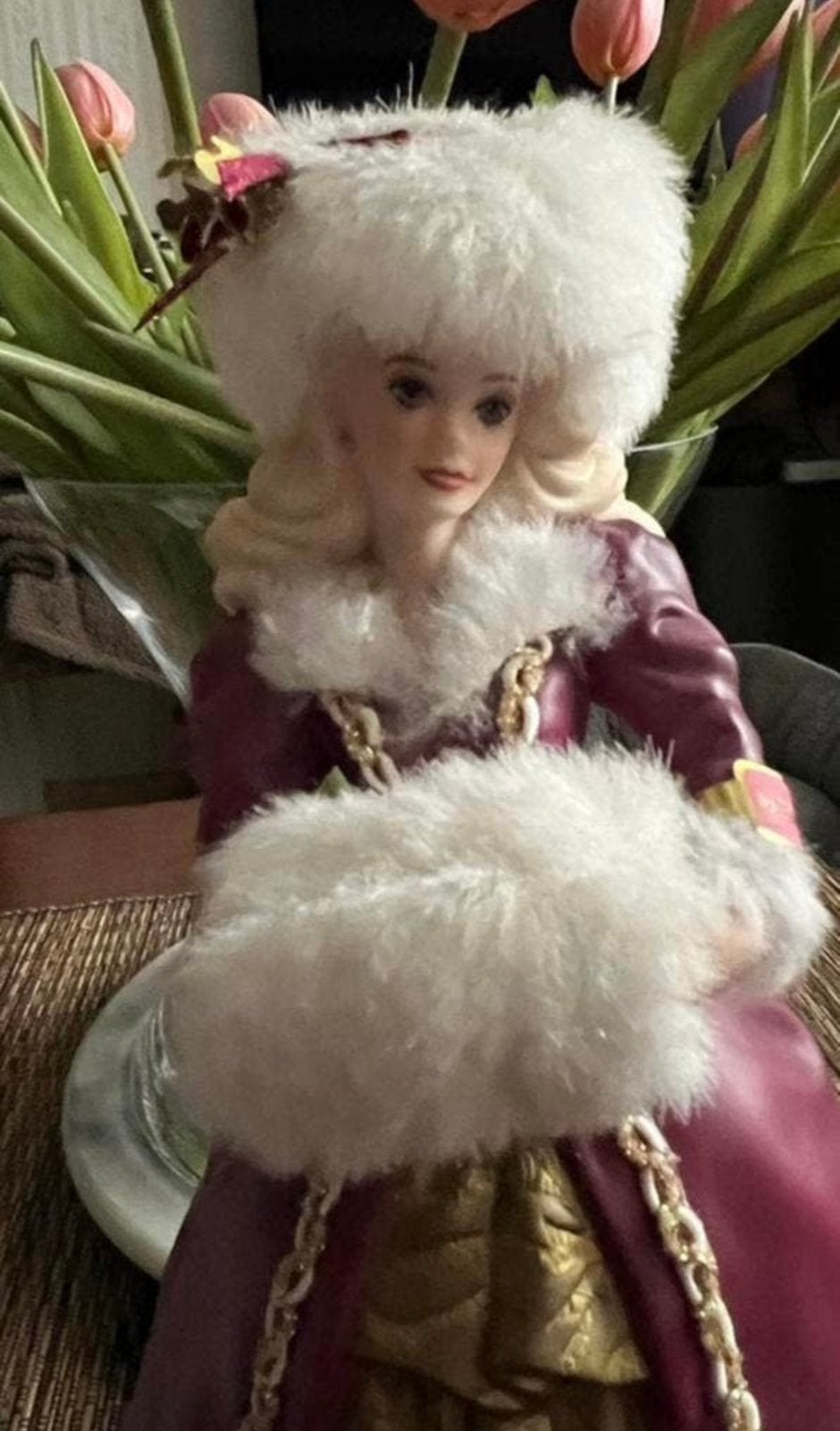 Porseleinen muziekdoos van Barbie 1996 inc doos, Verzamelen, Ophalen of Verzenden, Zo goed als nieuw, Pop