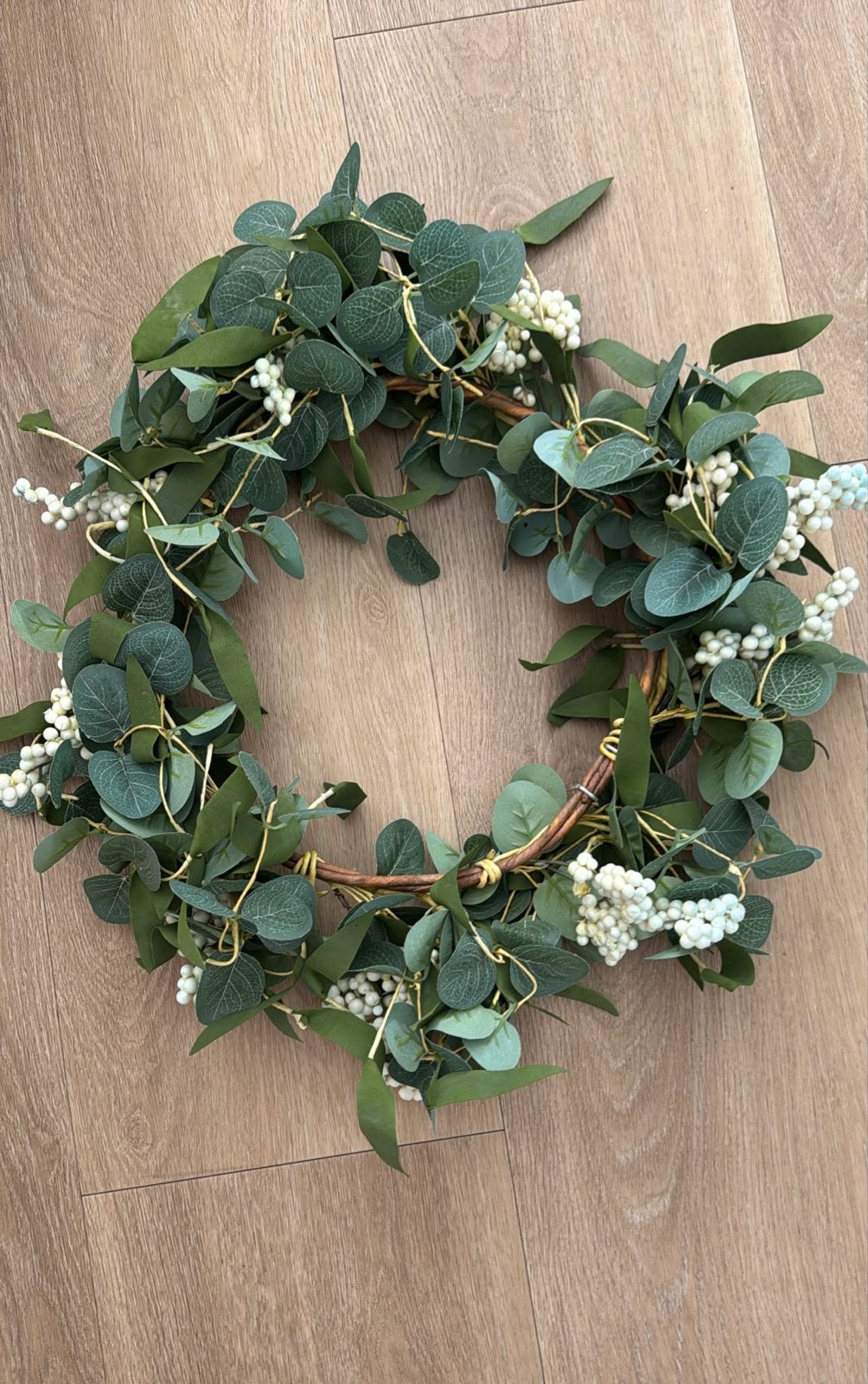 Lente Krans met Groene Bladeren en Witte Bessen, Huis en Inrichting, Woonaccessoires | Kransen, Ophalen, Nieuw, Krans, Natuurlijk materiaal