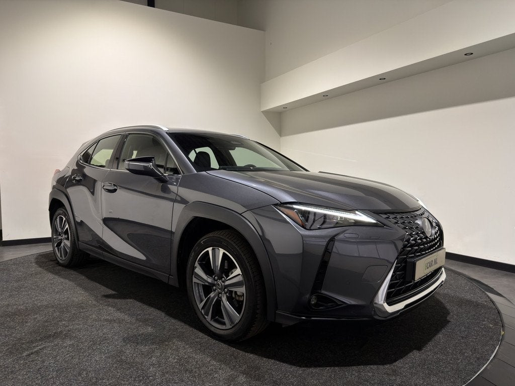 Lexus UX 300e Luxury 54 kWh | Leder interieur | Stoelen verw, Auto's, Lexus, Bedrijf, Te koop, UX, ABS, Achteruitrijcamera, Adaptive Cruise Control