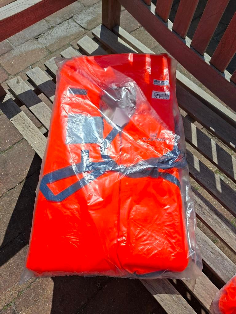 2 stuks Nieuw Plastimo Storm 3 reddingsvest 100N L/XL, Ophalen, Nieuw, Dame of Heer, Reddingsvest of Zwemvest