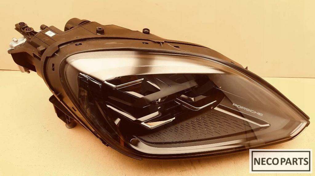 PORSCHE CAYENNE 9Y0 FACELIFT VOL LED KOPLAMP ALLES LEVERBAAR, Gebruikt, -, -, Porsche