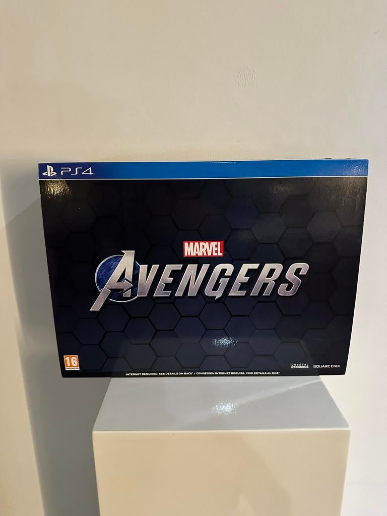 Marvel Avengers Collector's Edition Box met Pin en Kaart, Spelcomputers en Games, Games | Sony PlayStation 4, Ophalen of Verzenden