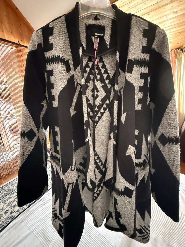 Tally Weijl vest met Aztec print - Zwart/Grijs, Kleding | Dames, Ophalen of Verzenden, Zo goed als nieuw, Maat 38/40 (M), Zwart