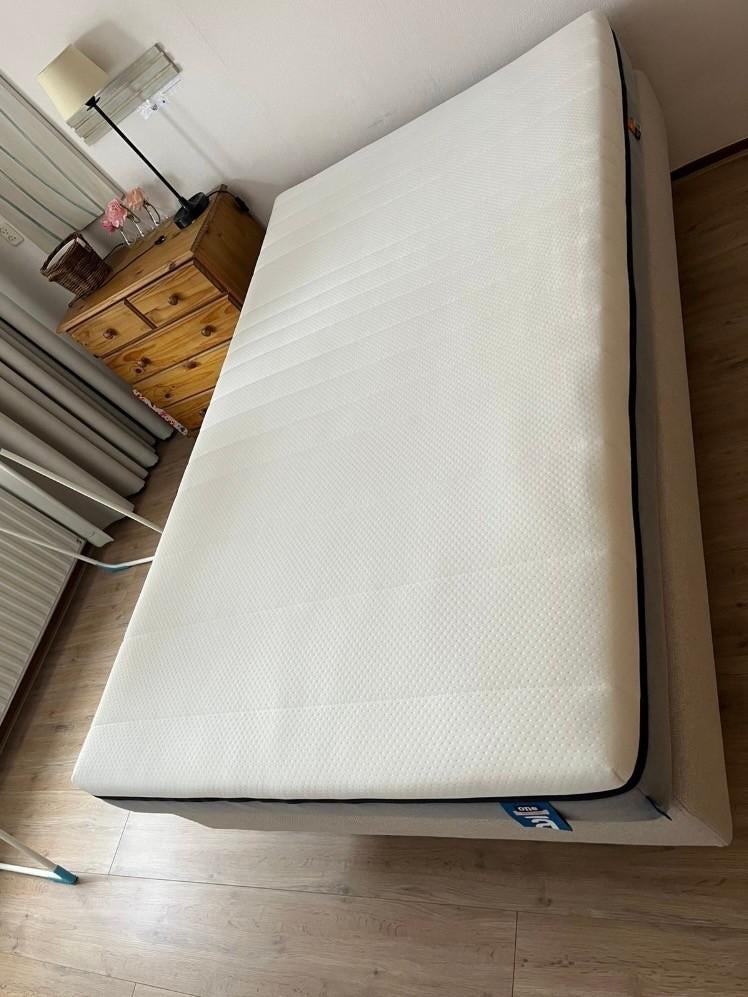 Als nieuw deze prachtig Auping boxspring 120x200, Ophalen, Wit, Zo goed als nieuw, 120 cm