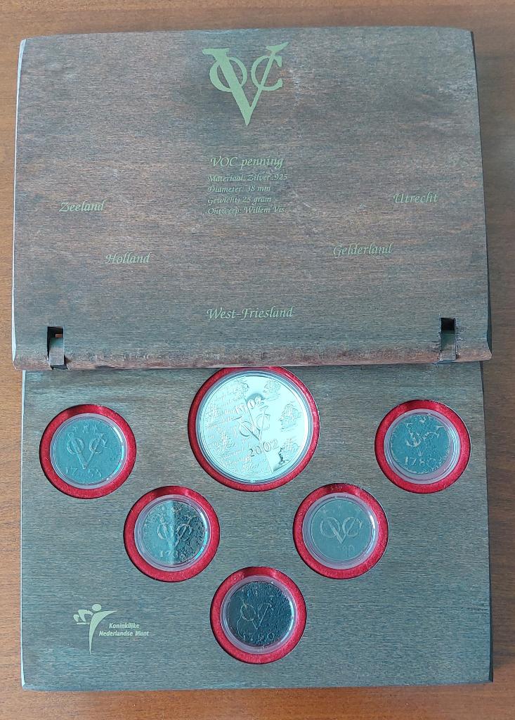 Duitenset 400 jaar V.O.C. 1602-2002, Postzegels en Munten, Ophalen of Verzenden, Vóór koninkrijk, Overige waardes