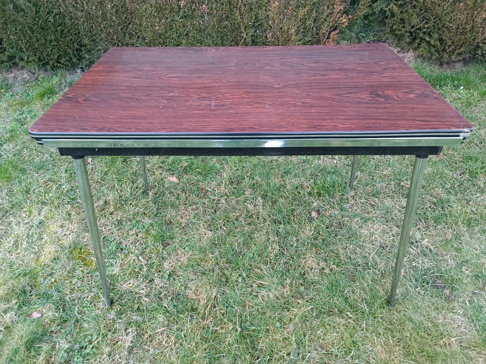Uitschuifbare retro tafel met formica blad, vintage., Ophalen, Huis en Inrichting