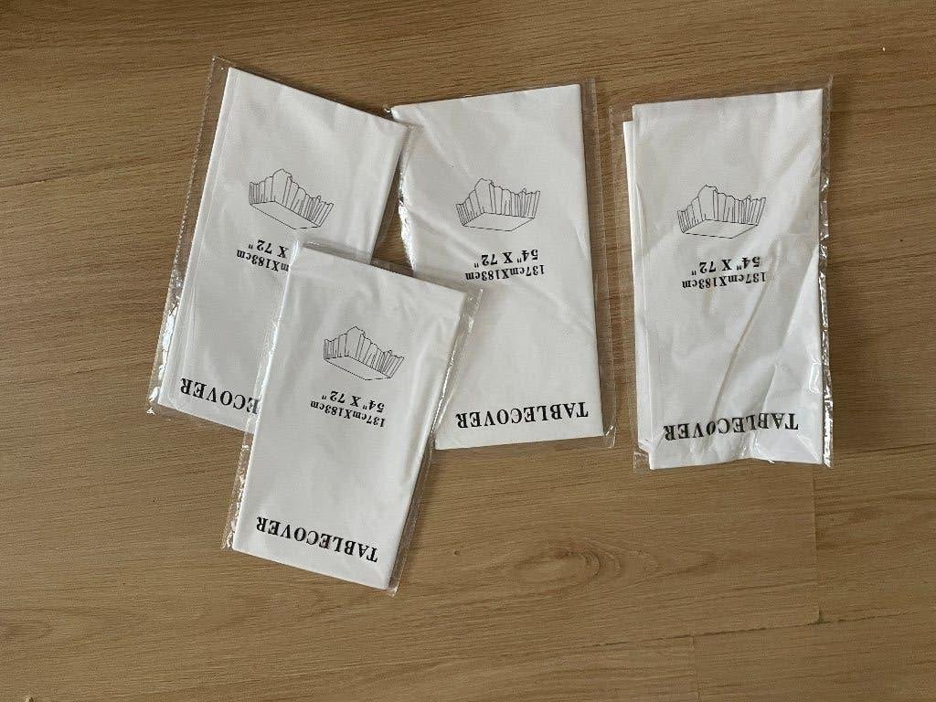 tafelkleed 4x, Huis en Inrichting, Ophalen of Verzenden, Nieuw, Rechthoek