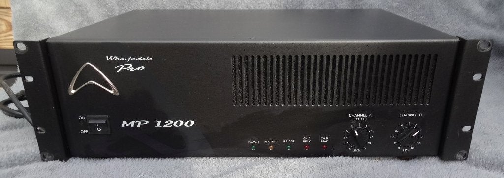 Professionele Versterker   WHARFEDALE PRO  type MP-1200, Gebruikt, 120 watt of meer, Stereo, Ophalen
