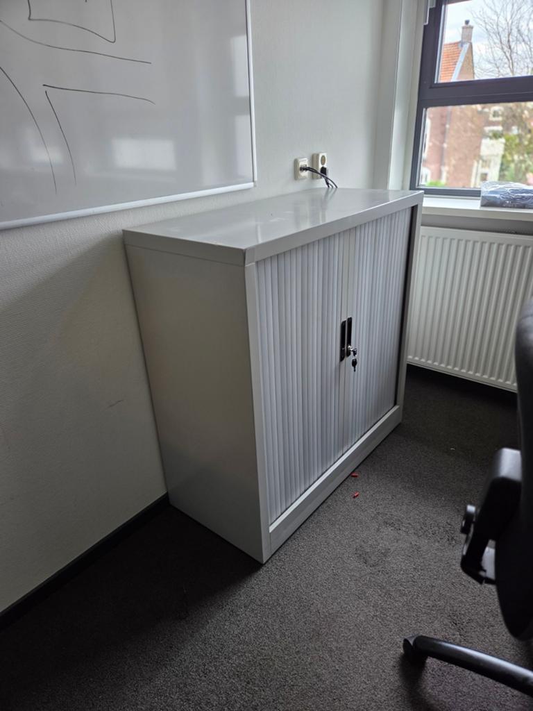 Roldeurkast met sleutels, 100x100x45, Huis en Inrichting, Ophalen, 50 tot 100 cm, Vst, Industriestraat 5