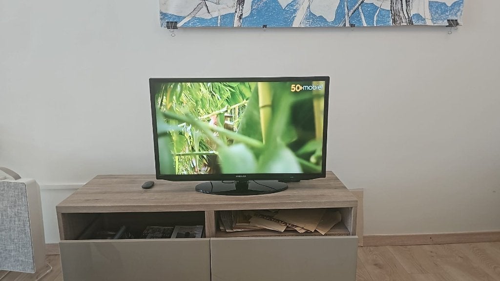 Samsung 32 inch TV met afstandsbediening, Ophalen, 50 Hz, 80 tot 100 cm, Zo goed als nieuw