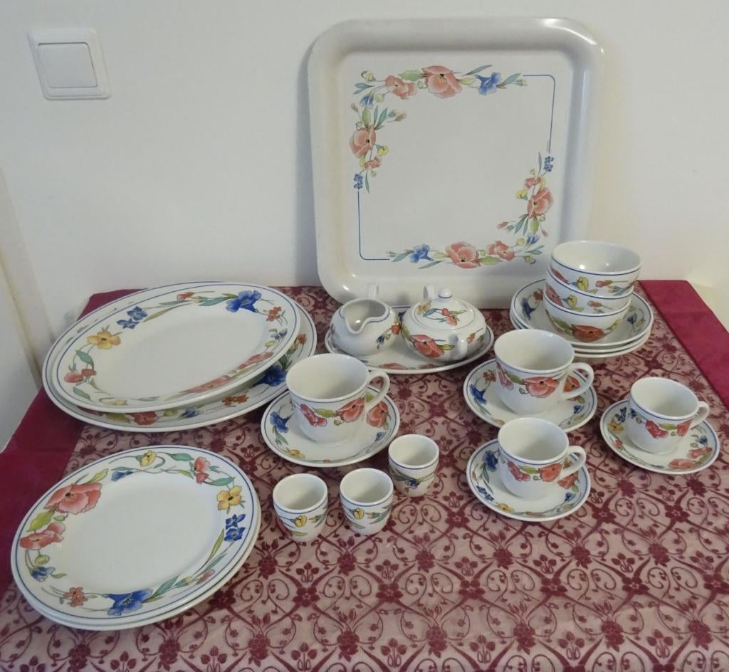 Alpine Meadow service., Antiek en Kunst, Antiek | Servies los, Ophalen