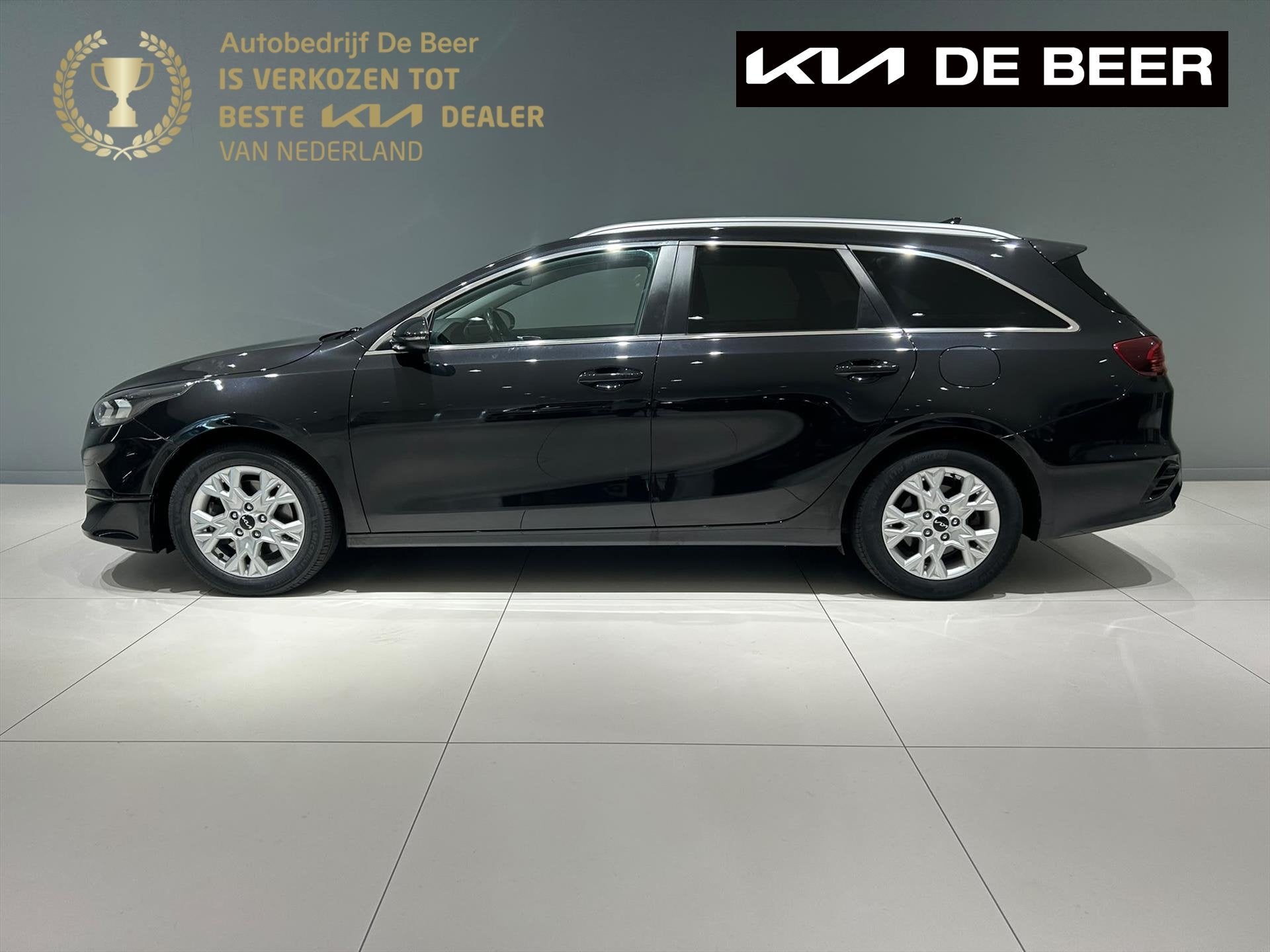 KIA Ceed Sw 1.0 T-GDi 120pk DynamicPlusLine, Auto's, Voorwielaandrijving, Gebruikt, Lichtsensor, Leder en Stof