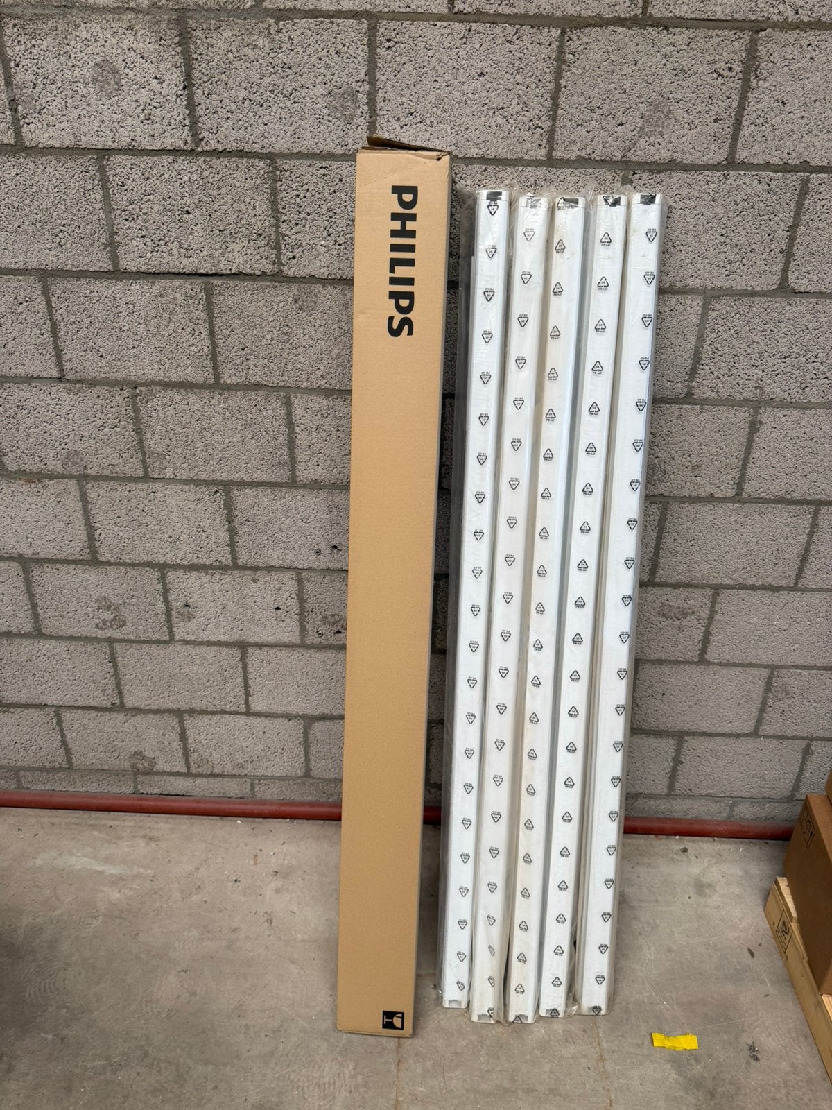 TL armaturen met bijpassende daglicht TL buizen, Ophalen, Nieuw, 50 tot 200 watt, Lamp met armatuur