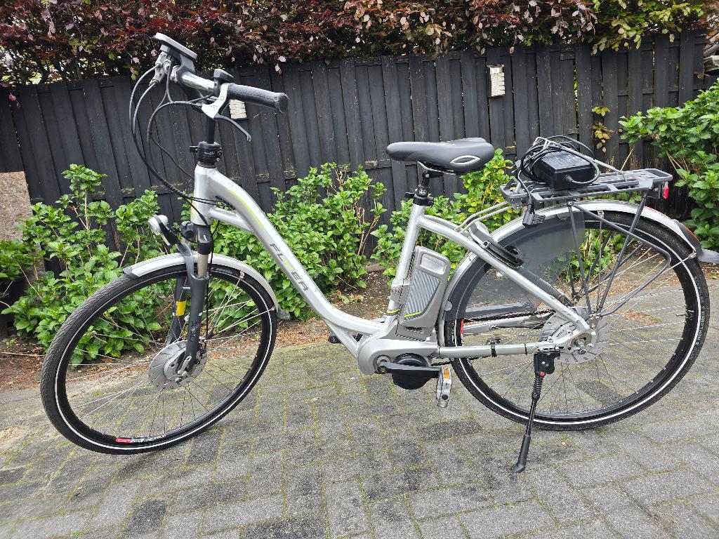Nette set flyer E.Bike,s, Fietsen en Brommers, Elektrische fietsen, Gebruikt, 55 tot 59 cm, 30 tot 50 km per accu, Ophalen