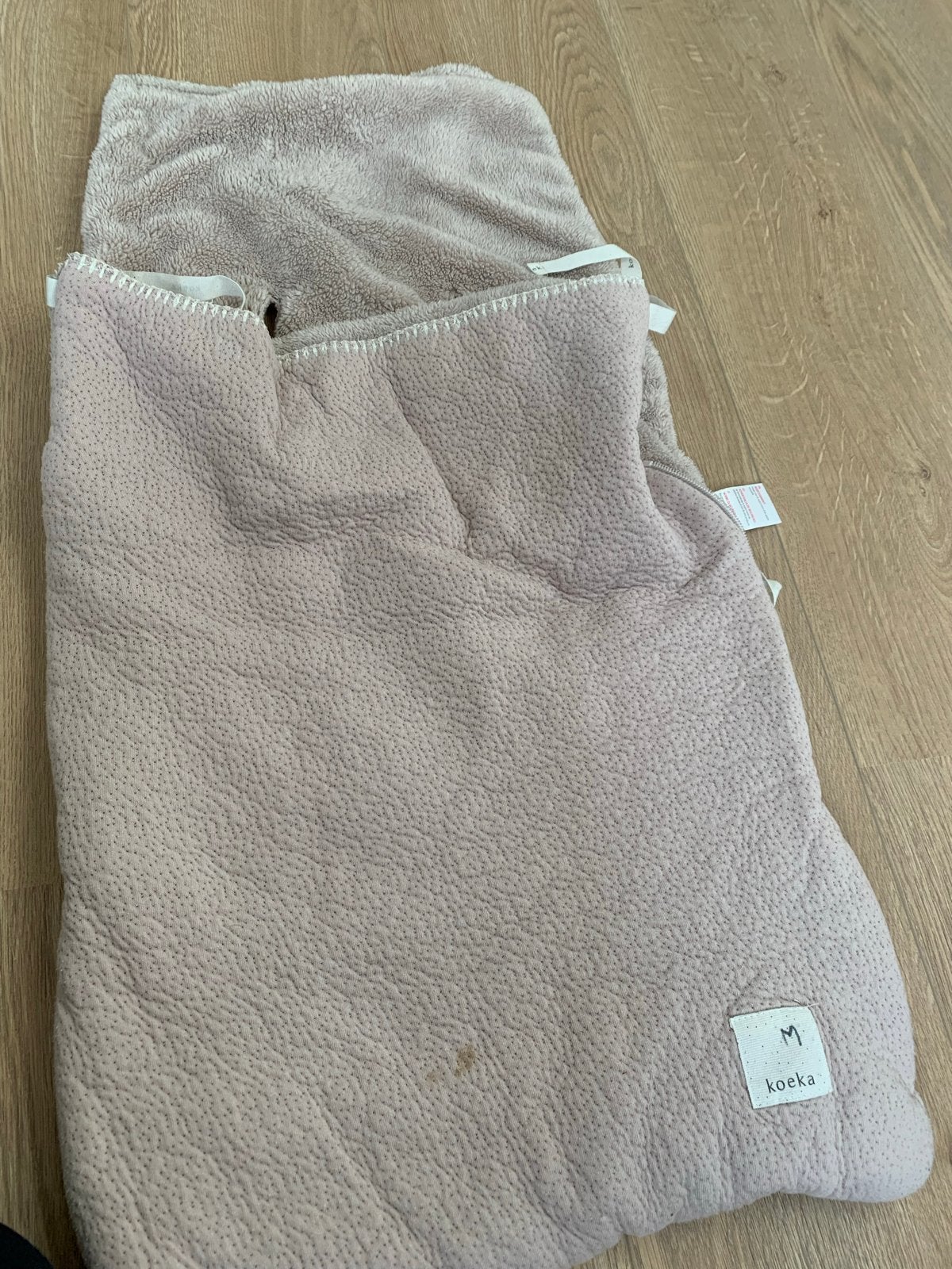 Koeka voetenzak/wikkeldeken roze, Gebruikt, Koeka, Ophalen of Verzenden, Gevoerd