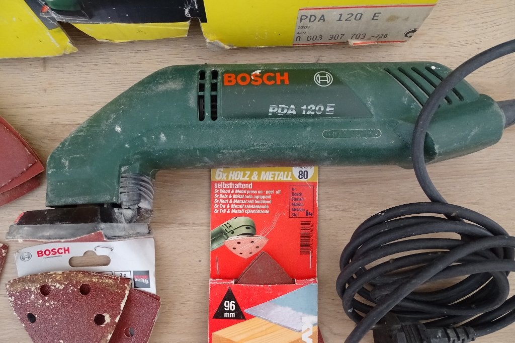 Bosch schuurmachine ., Ophalen, Zo goed als nieuw, Minder dan 600 watt, Vlakschuurmachine