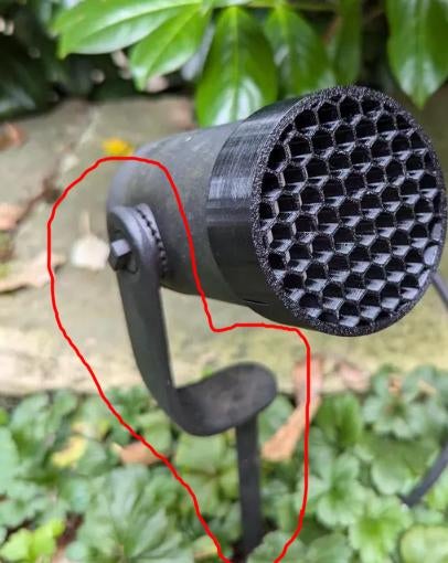 Gezocht 3 houdertjes voor de Hue Lily spots tuinstekers, Ophalen, Netvoeding, Minder dan 50 watt