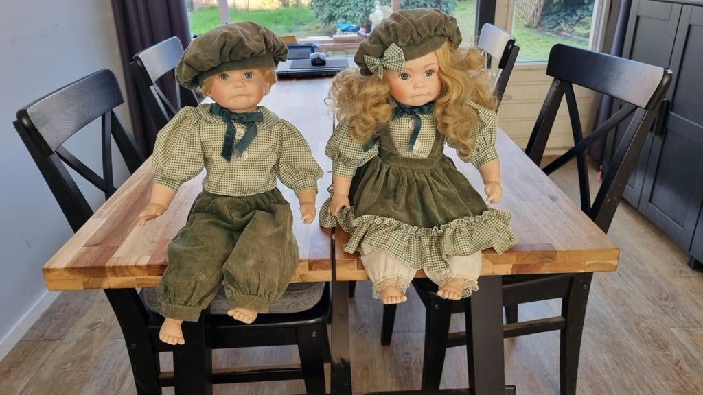 Set van 2 porseleinen poppen - jongen en meisje, Ophalen, Zo goed als nieuw, Pop