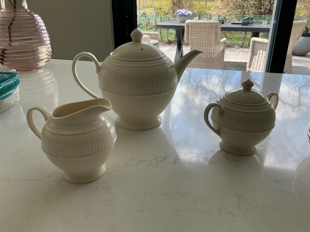 Wedgwood Theepot suikerpot Melkkan, Overige typen, Ophalen of Verzenden, Zo goed als nieuw, Wedgwood