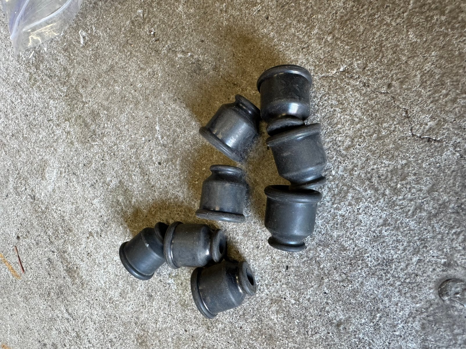 Dodge WC bougiekabel rubbers / verdelerkap afdichtingen, Ophalen, Dodge