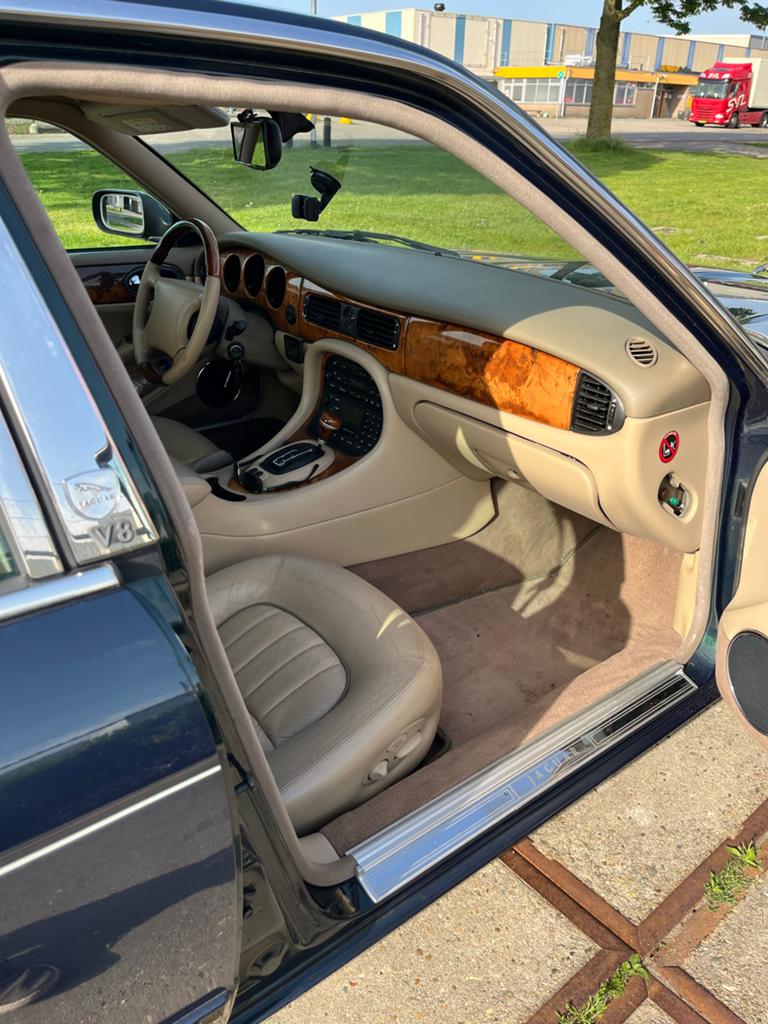 XJ 4.0 V8 Sovereign 2000 , nette auto!, airco, nav, foto 6
