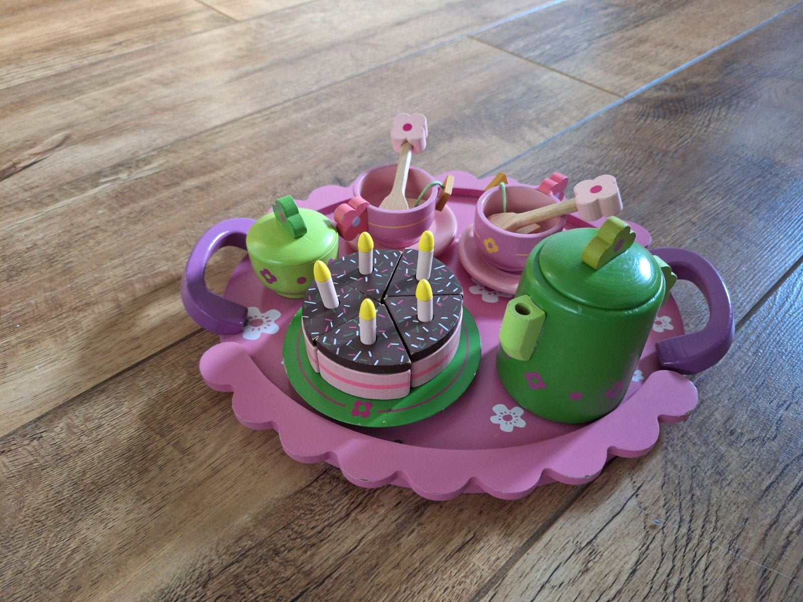 Houten speelgoed thee servies, in nette staat., Ophalen of Verzenden, Zo goed als nieuw