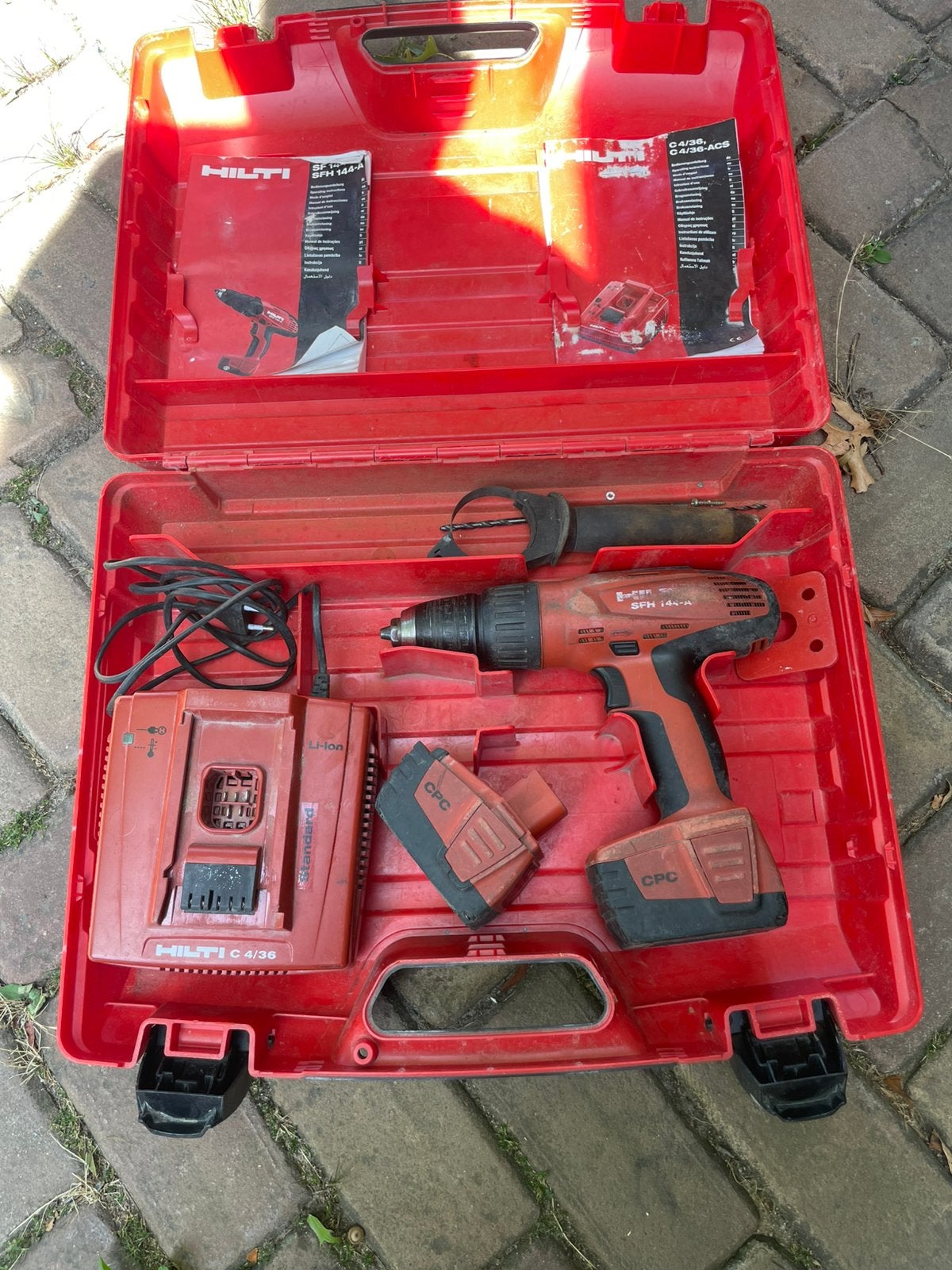 Hilti schroef boor machine, Doe-het-zelf en Verbouw, Gereedschap | Boormachines, Ophalen, Gebruikt, Boor- en Schroefmachine