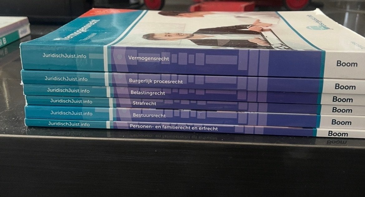 MBO Juridische Dienstverlening Schoolboeken (6-delige set), Boeken, Ophalen of Verzenden, Zo goed als nieuw, Overige niveaus, Overige vakken