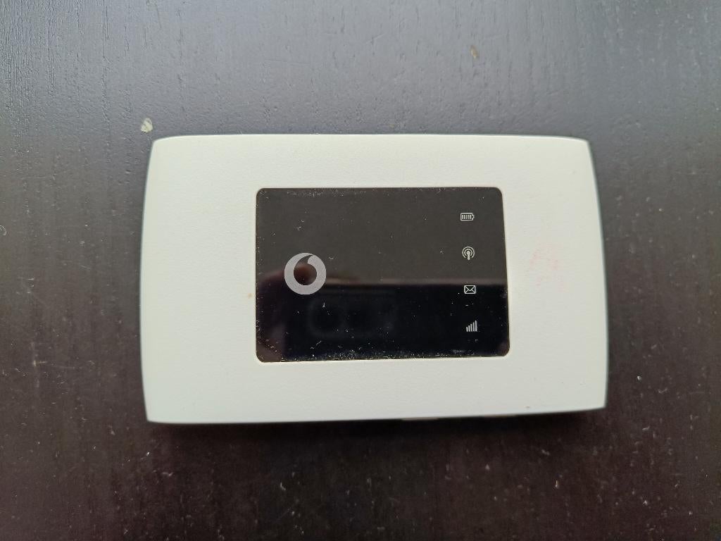 Vodafone R219z Mobile WiFi Hotspot – Draagbare 4G Router, Computers en Software, Routers en Modems, Ophalen, Gebruikt, Router