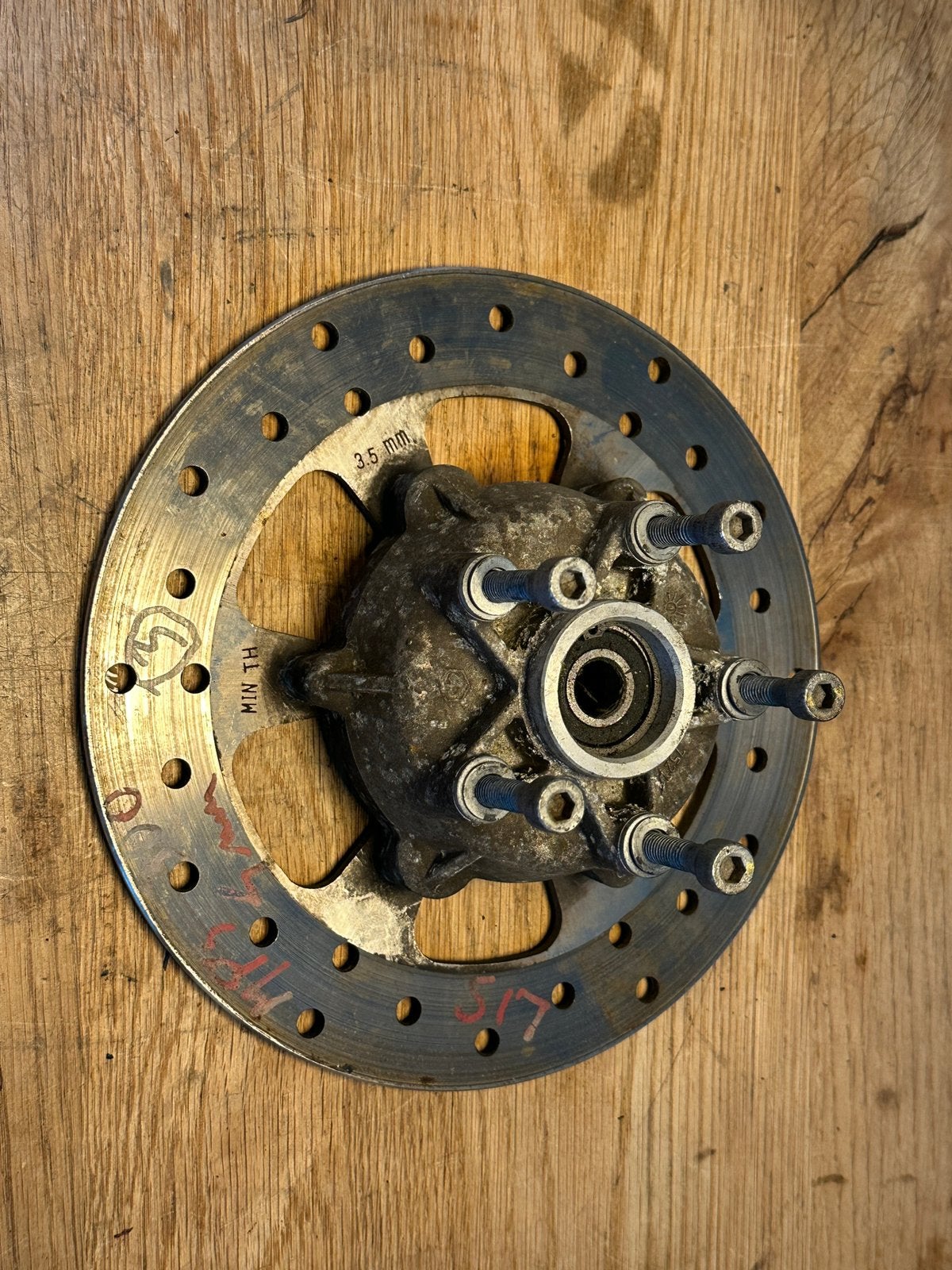 Piaggio MP3 Voorwielnaaf met Remschijf Gilera Fuoco, Motoren, Ophalen of Verzenden