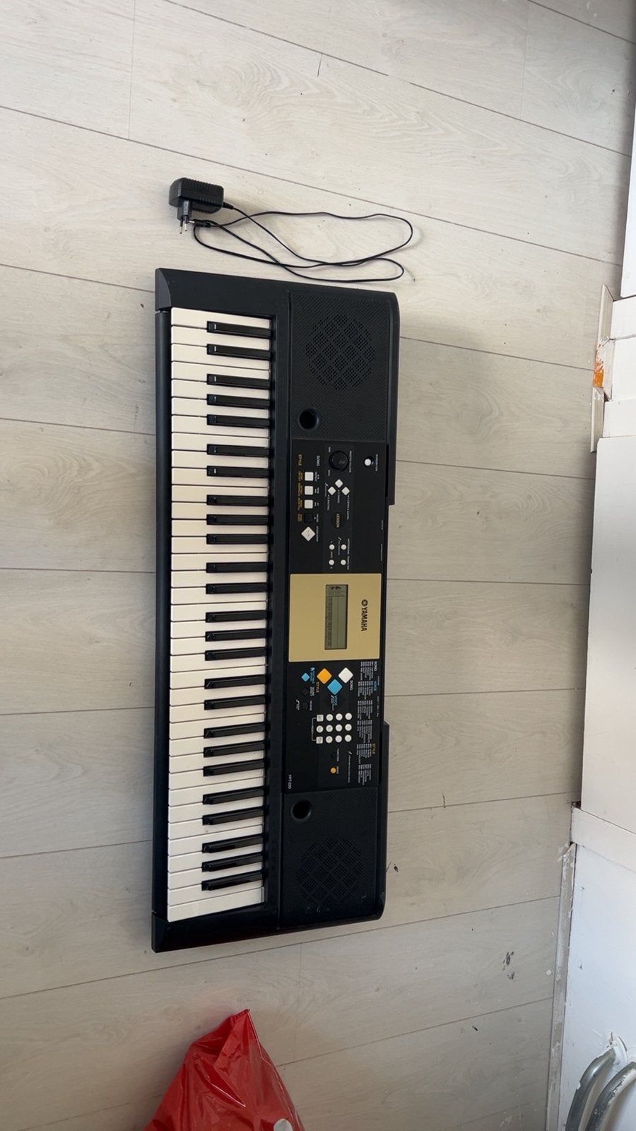 Piano, Ophalen of Verzenden, Zo goed als nieuw, 61 toetsen, Overige merken