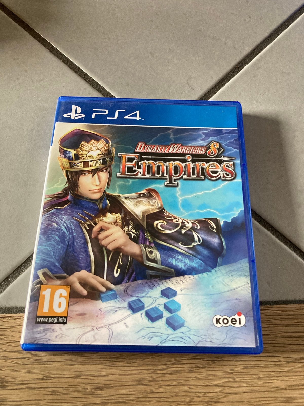 Dynasty Warriors 8 Empires PS4 - Strategisch Vechtplezier, Gebruikt, 1 speler, Eén computer, Ophalen of Verzenden