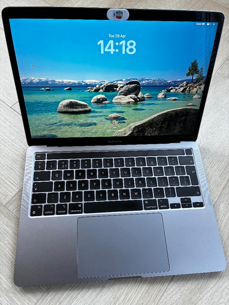 MacBook Pro 2020 M1, MacBook Pro, 256 GB, Qwerty, 8 GB
