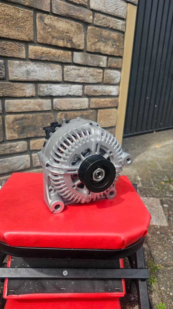 Nieuwe Dynamo BMW X5 E70 2007 3.0d, Ophalen of Verzenden, Nieuw, BMW
