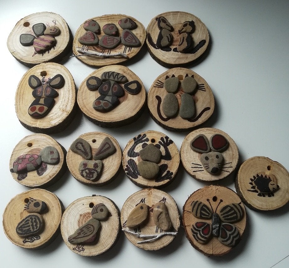Leuke cadeau hangers van hout met steentjes. Zie foto's, Ophalen of Verzenden, Nieuw, Versiering, Overige