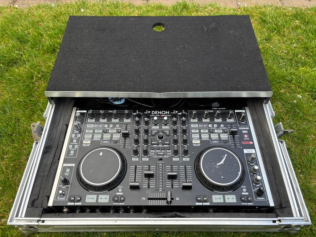 Denon MC6000 dj console in case, Ophalen, Zo goed als nieuw, Denon