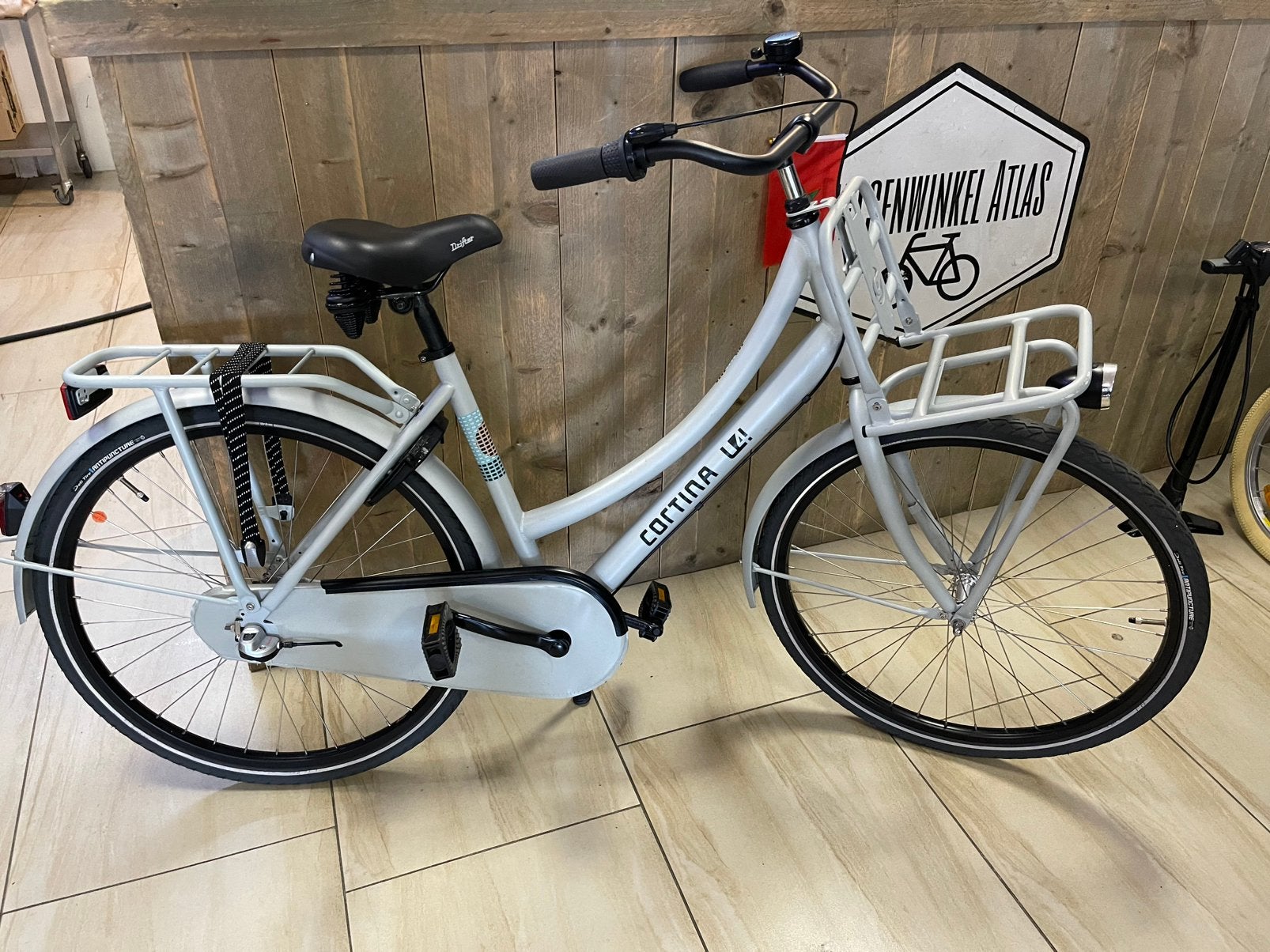Cortina u4 mini transport 26 inch 3 versnellingen, Ophalen, Zo goed als nieuw, 26 inch of meer, Versnellingen